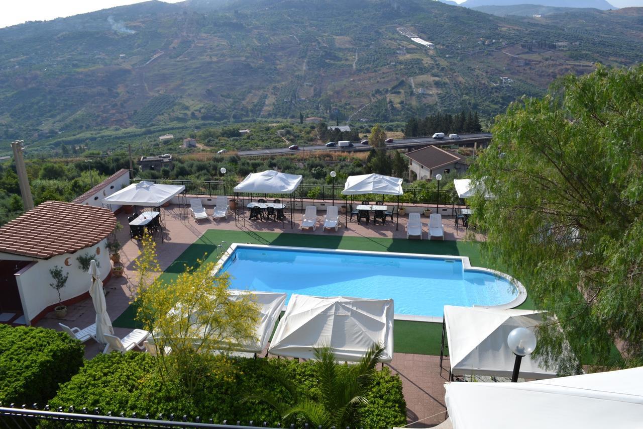 Hotel Miravalle Misilmeri Buitenkant foto