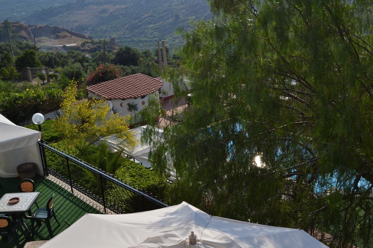 Hotel Miravalle Misilmeri Buitenkant foto