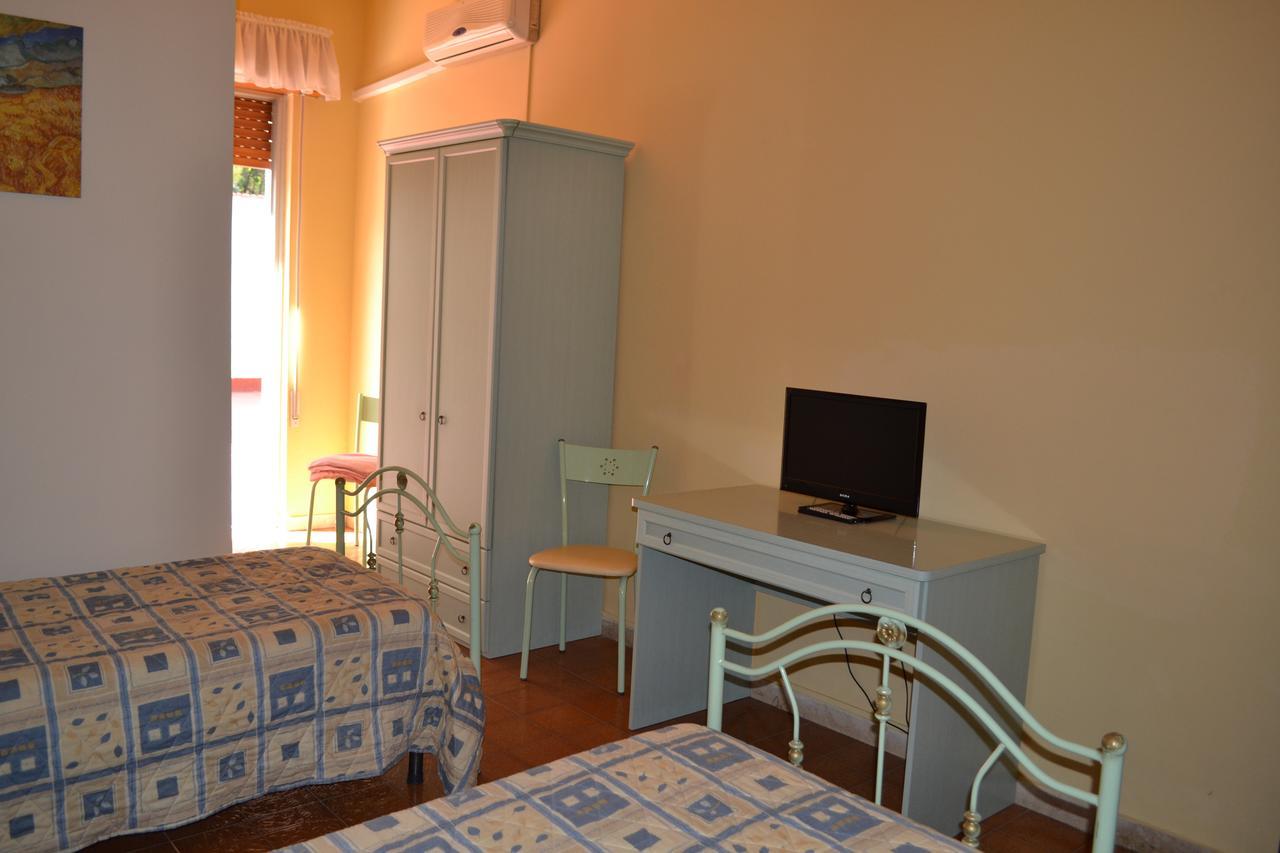Hotel Miravalle Misilmeri Buitenkant foto
